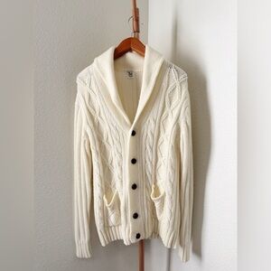 Vintage 70’s Ivory Cream Button Up V-Neck Cardigan with Front Pockets Size M